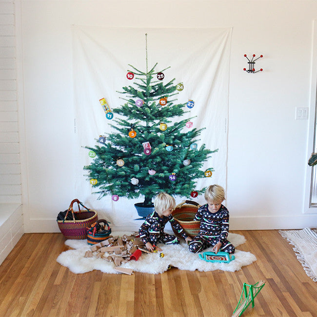 3 Tips for Kid-friendly Holiday Decorating
